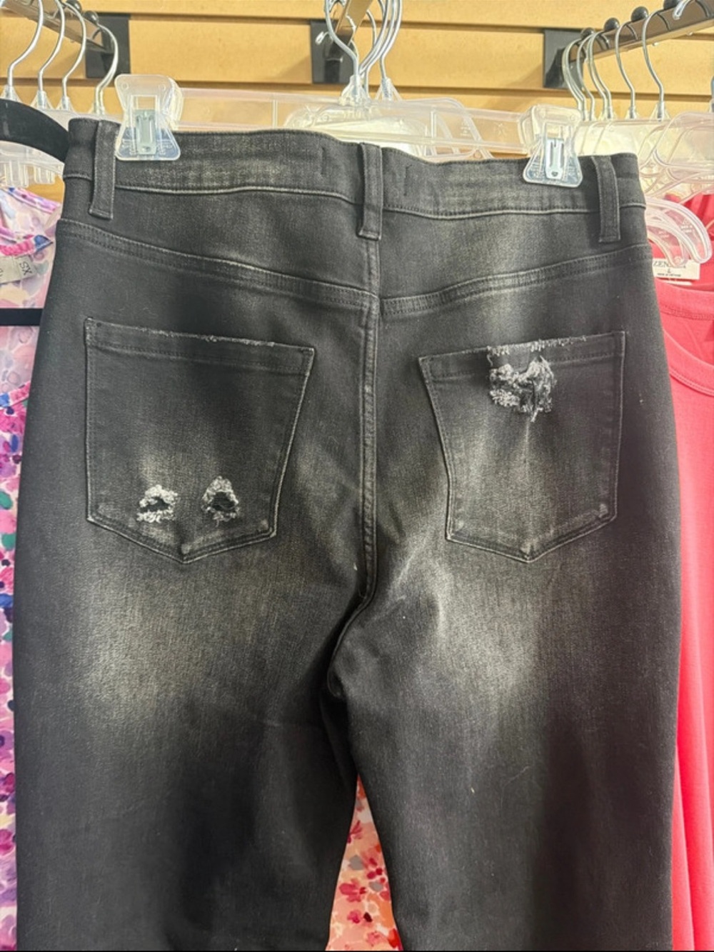 Black Distressed Ankle Crop Ripped Jeans - Women - Picture 3 of 5